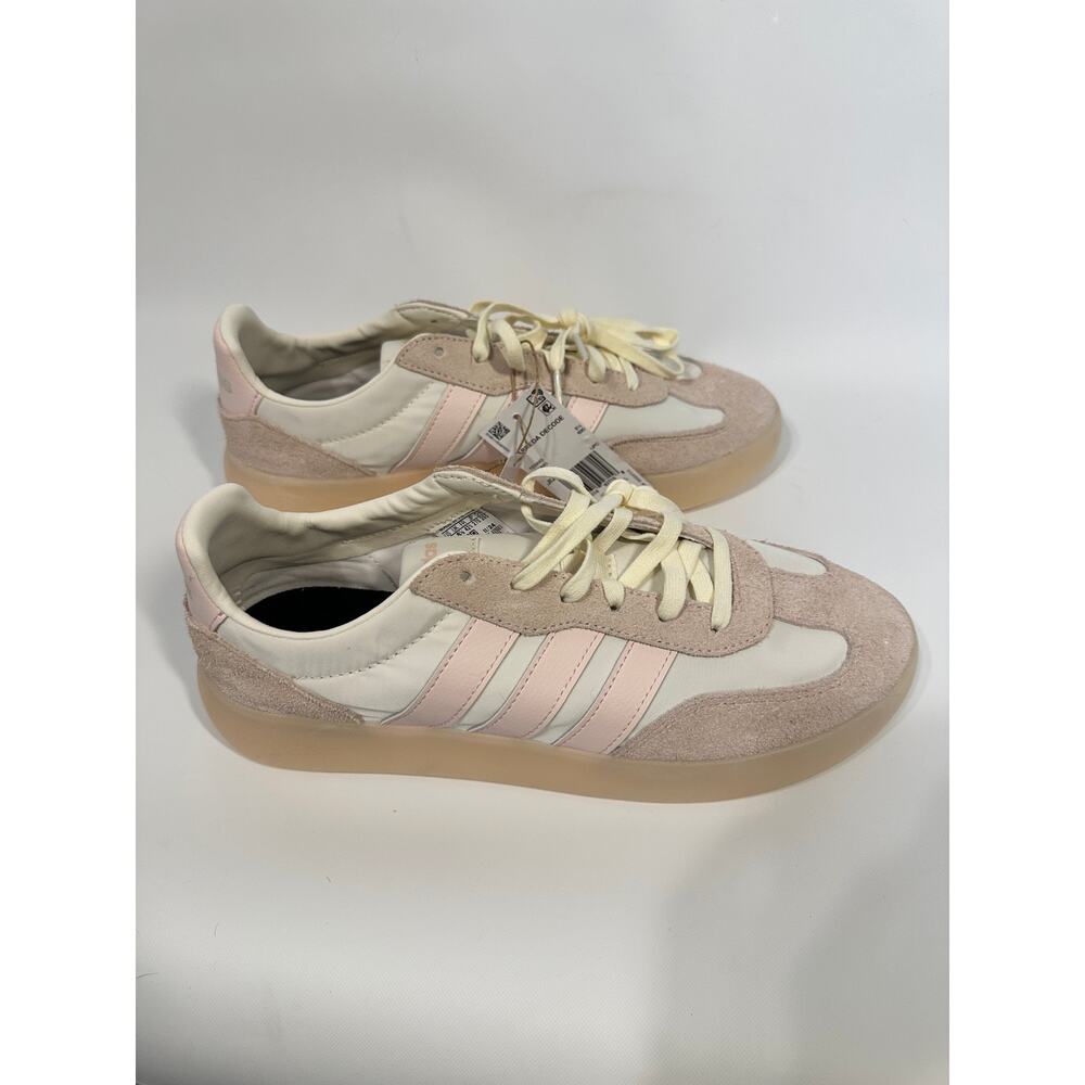 NWT WOMEN'S ADIDAS BARREDA DECODE SNEAKERS SIZE 10